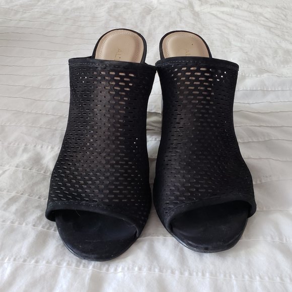 Aldo Block Heal Sandal - Picture 4 of 4